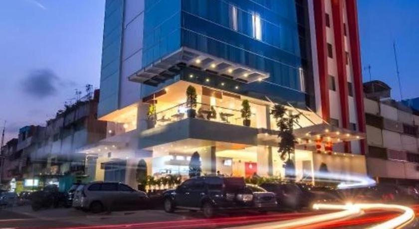 Redstar Hotel ג'קרטה מראה חיצוני תמונה
