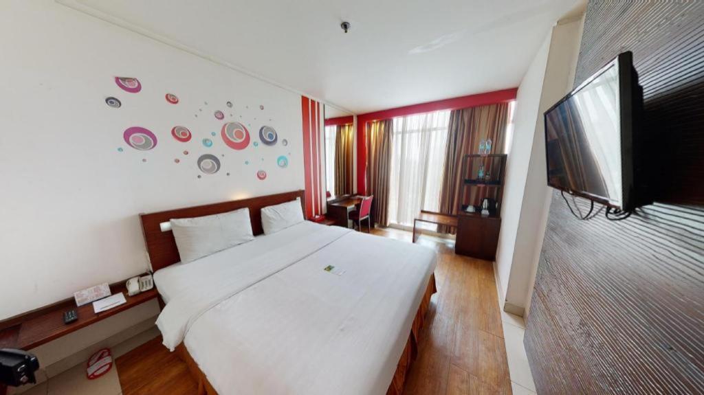Redstar Hotel ג'קרטה מראה חיצוני תמונה