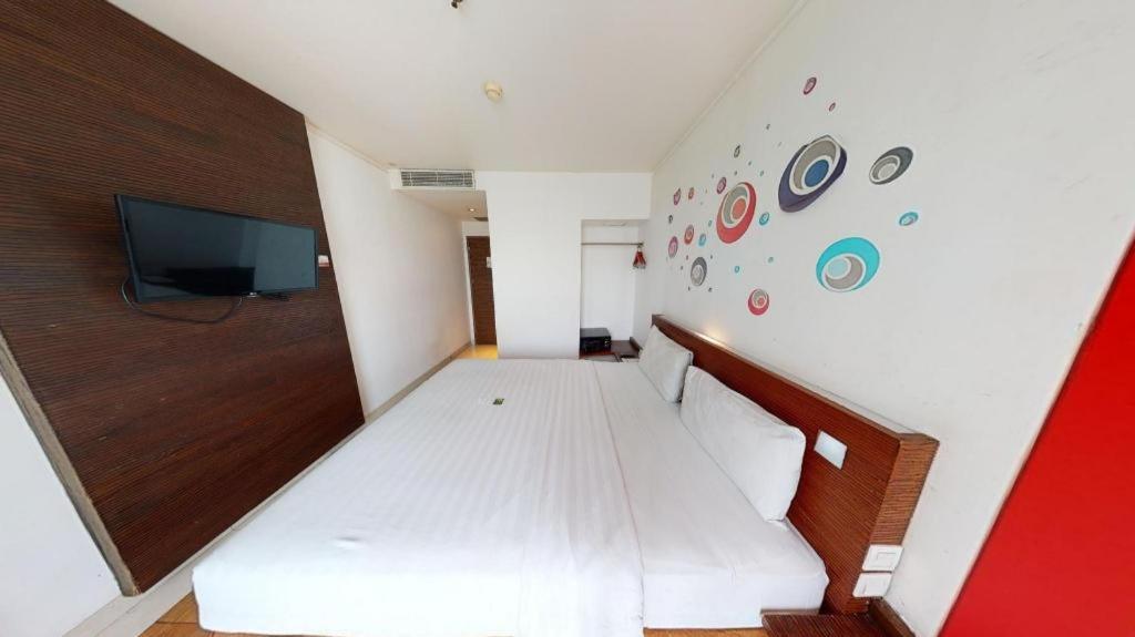 Redstar Hotel ג'קרטה מראה חיצוני תמונה